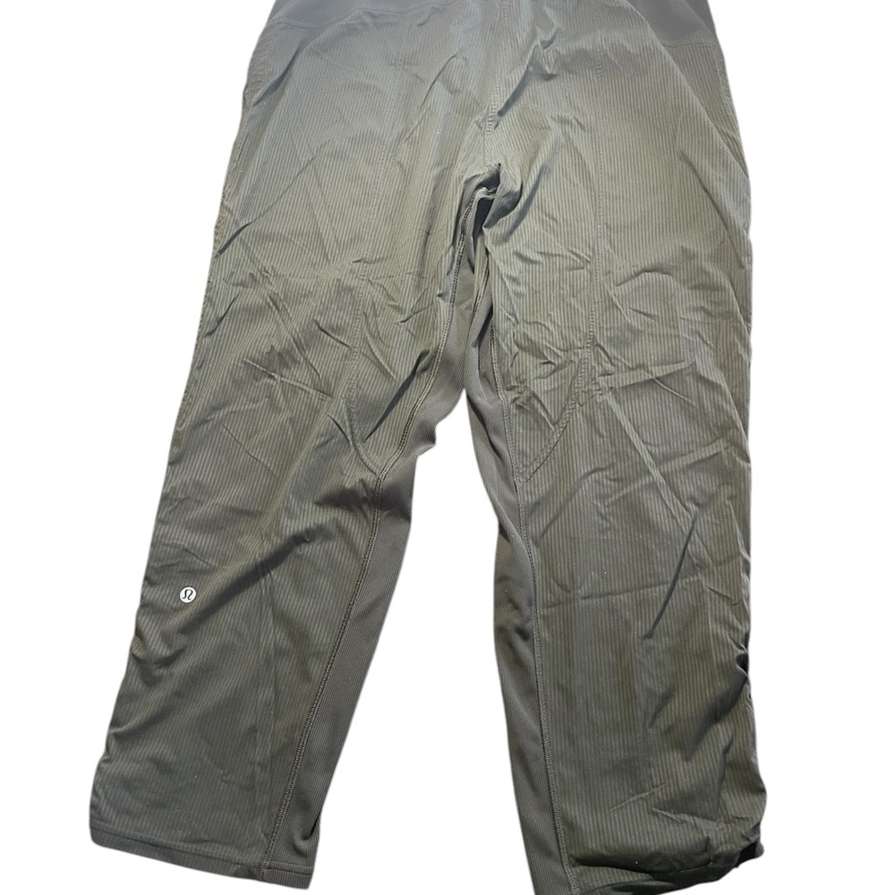Lululemon Mid-rise Cropped Women's Olive Drawstring Pants - Picture 10 of 15